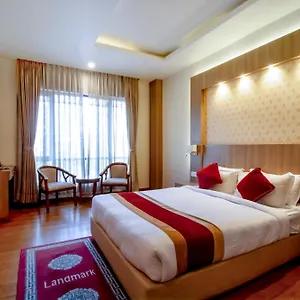 4* Hotel Landmark